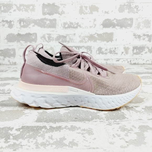 Nike React Infinity Run Flyknit Womens Pink Running Athleisure Sneakers O216 - Picture 5 of 11
